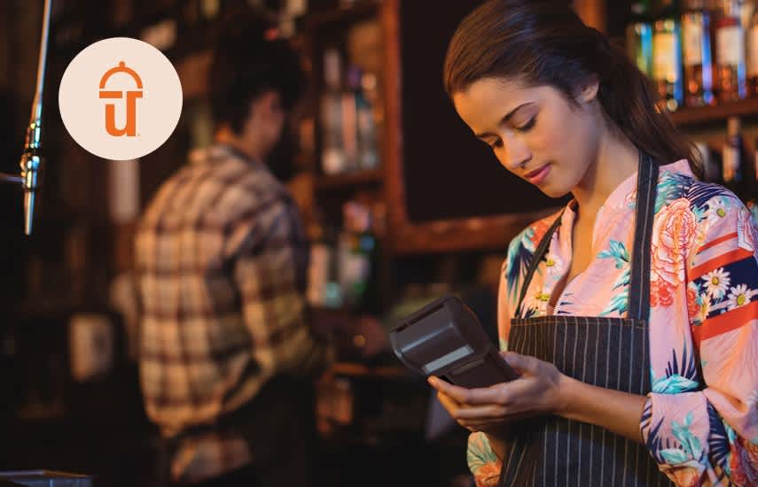 <strong>Simplifica y mejora la experiencia de pago con<br>Soft Restaurant<sup>®</sup> Payments</strong>